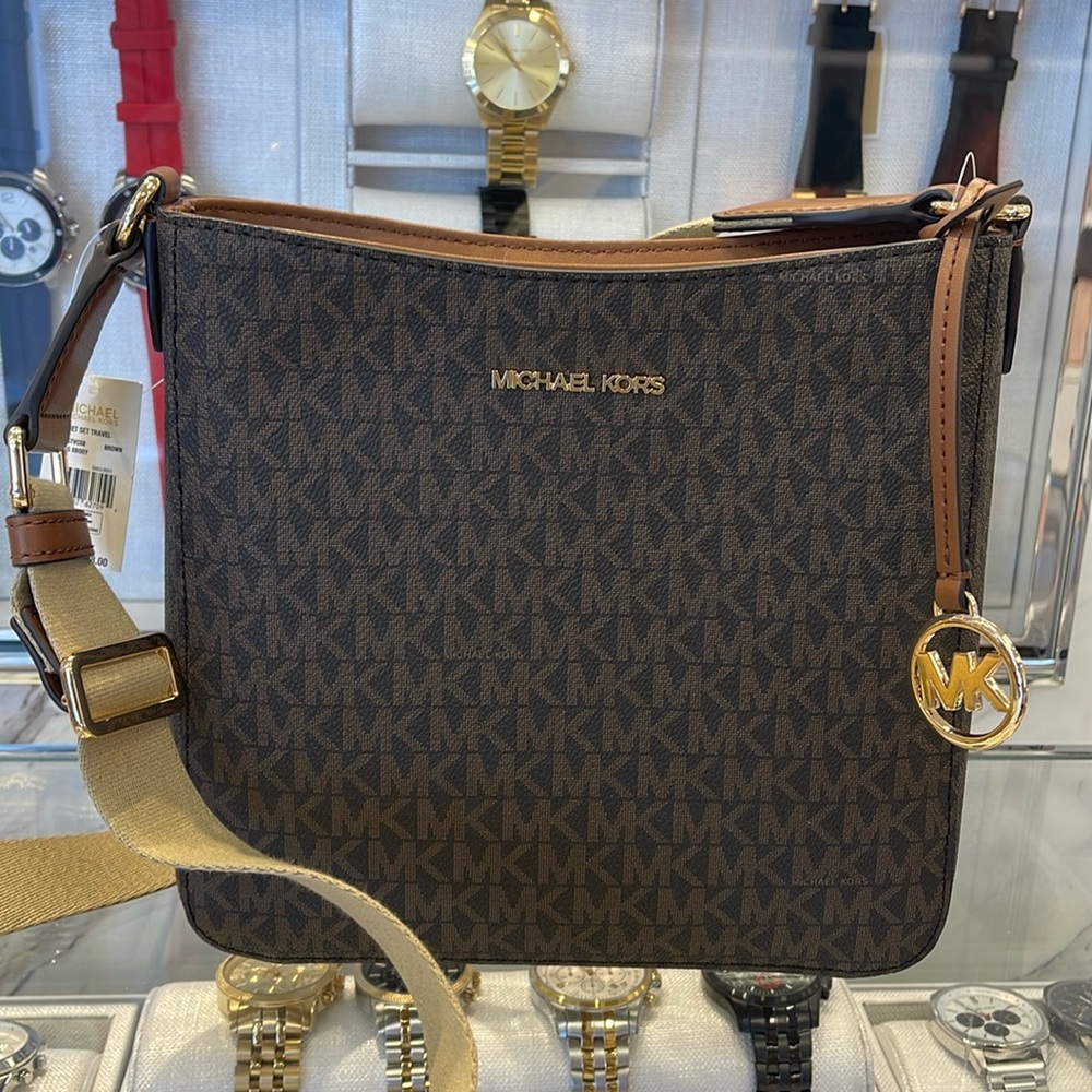 MICHAEL KORS
Jet Set Travel Small Signature Logo Messenger Bag
Brown 
NWT